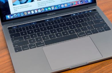 Keyboard dan Touchpad macbook pro 15 inch 2018