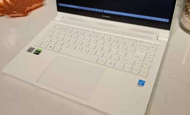 Ulasan Laptop Acer ConceptD 3 Ezel