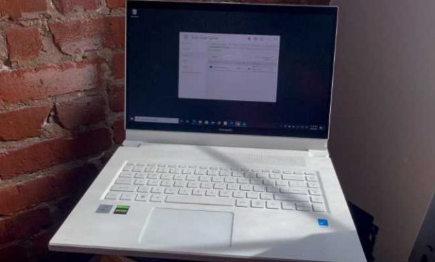 review laptop Acer ConceptD 7 Ezel