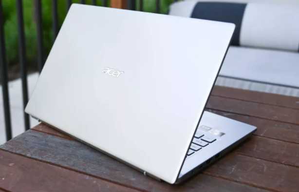Laptop Acer Swift X