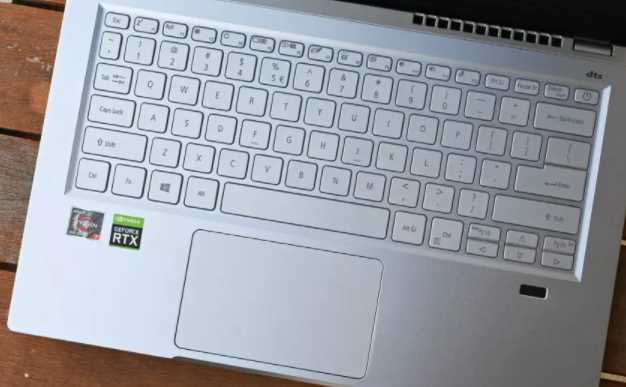 Spesifikasi Laptop Acer Swift X