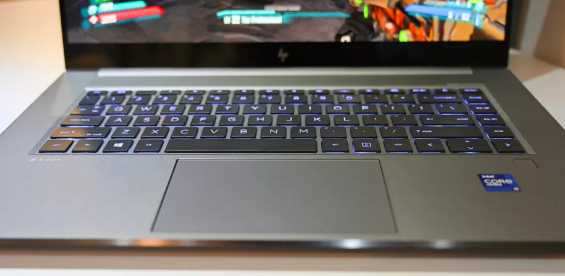 Spek Laptop HP ZBook Studio G8