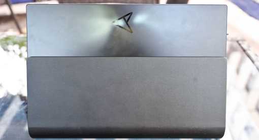 Ulasan Asus Zenbook 17 Fold OLED