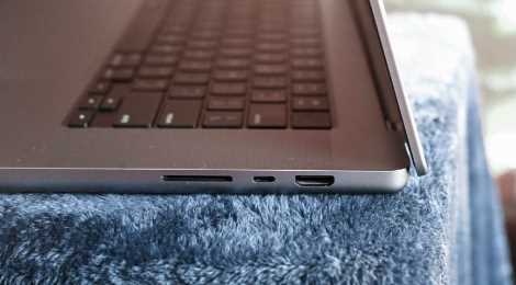 Kelebihan MacBook Pro 16 inch M2 Max